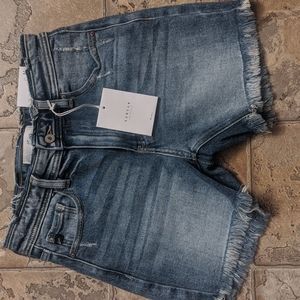 NWT KanCan Size M Shorts